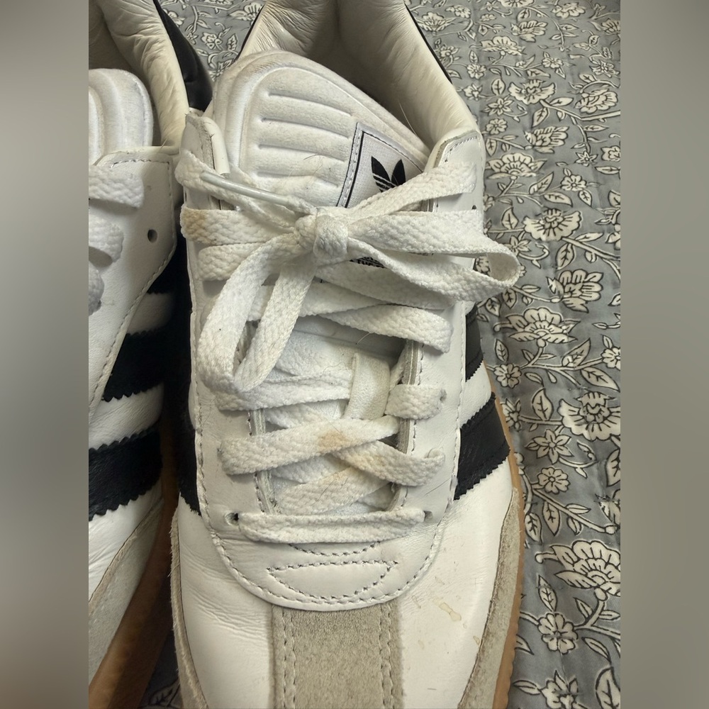 Womens Adidas Shoes size 10 - Picture 2 of 9